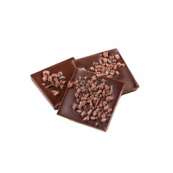 Carré aux éclats de fèves de cacao noir